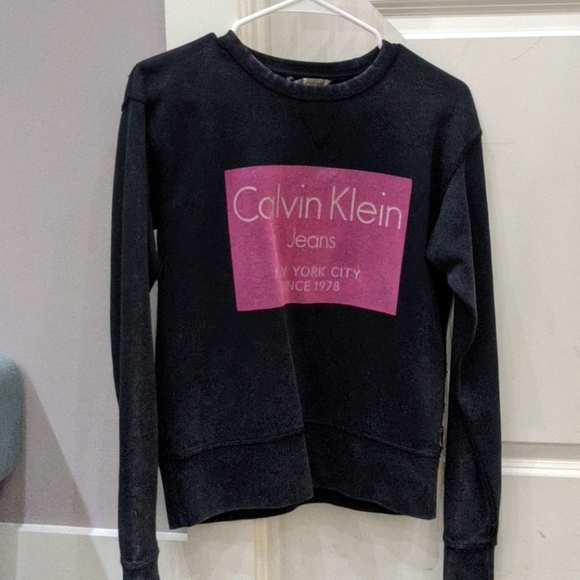 Calvin Klein Sweater - Picture 1 of 2
